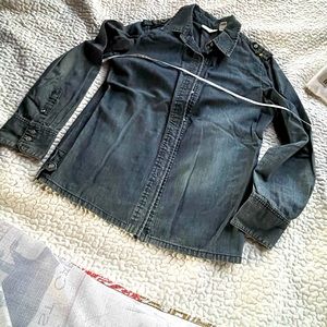 Chico brand  button up denim jacket type shirt! Pre owned! Size “O” juniors